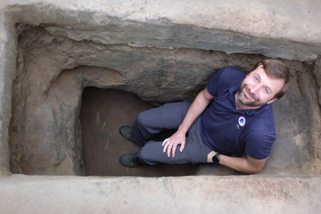 Austen in tunnel entrance