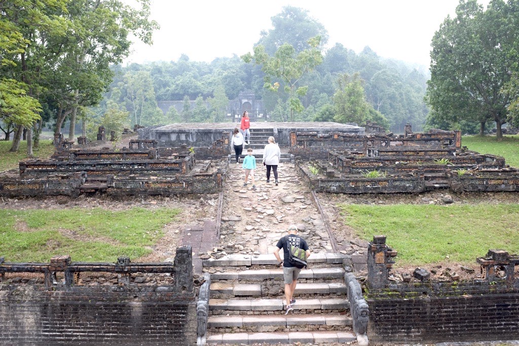 Tomb grounds