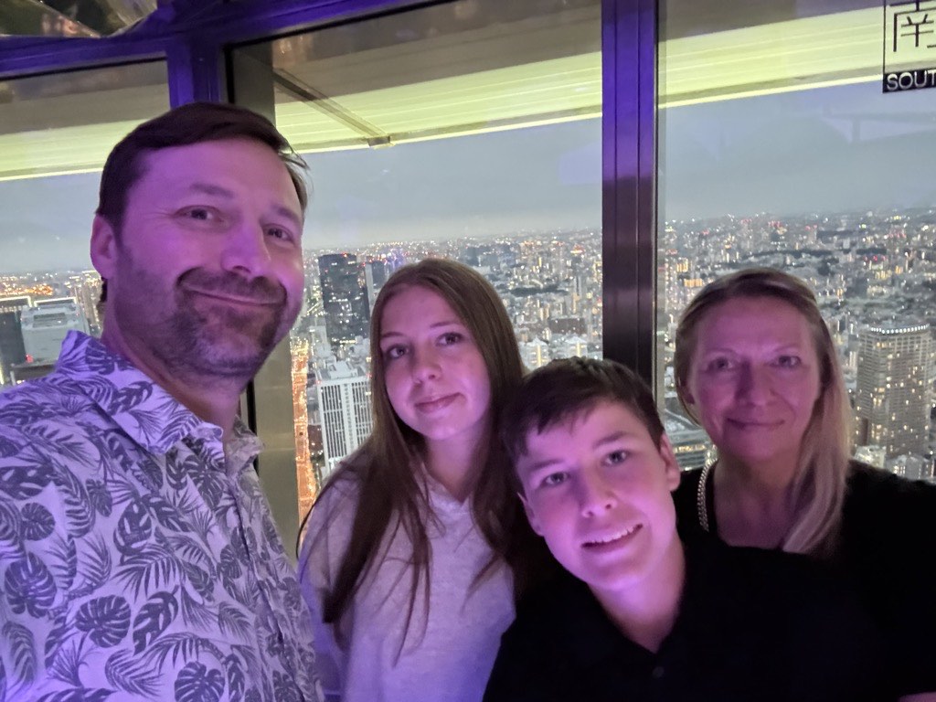 tokyo tower selfie