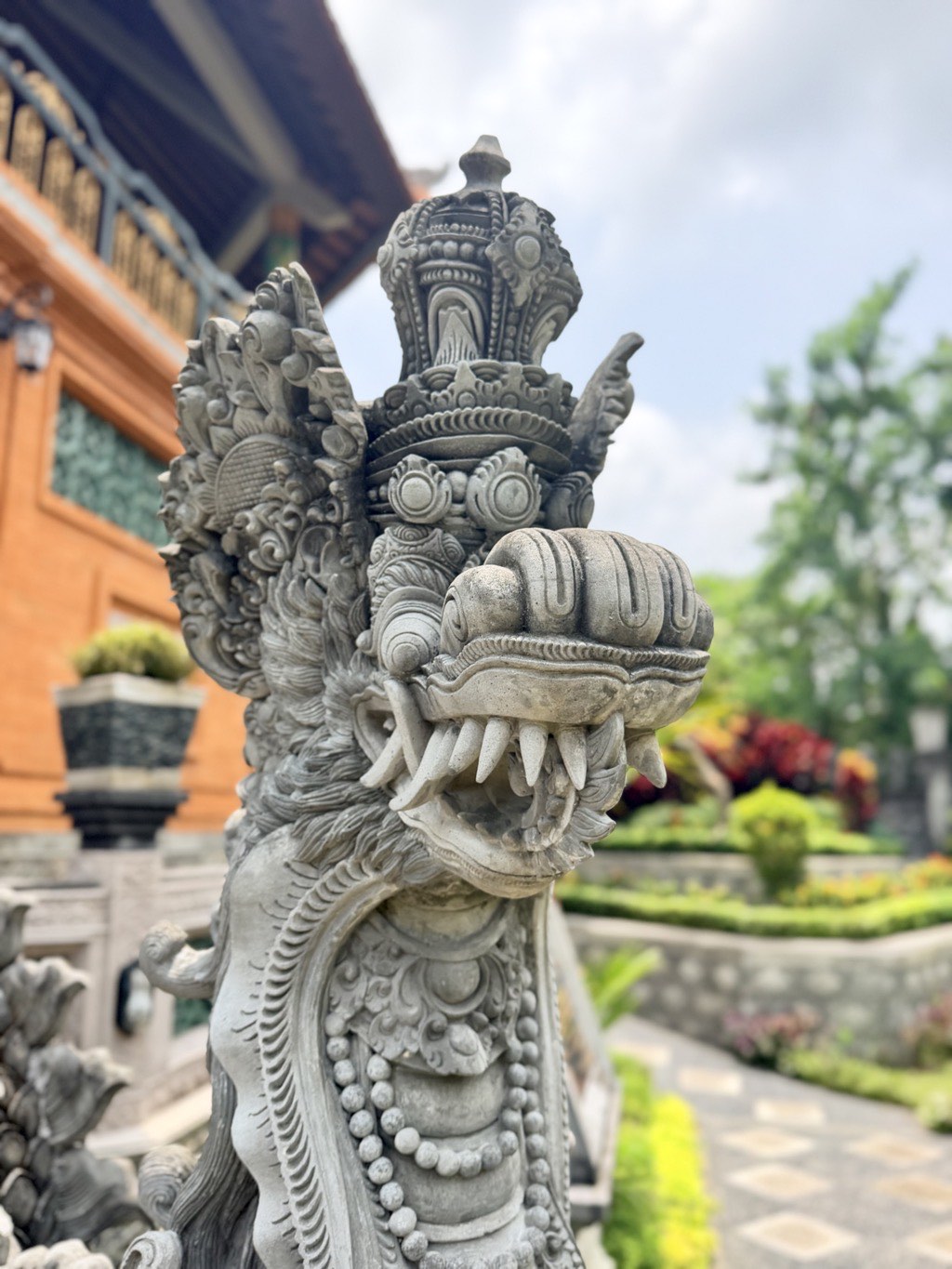 Guardian statue at the Water Palace